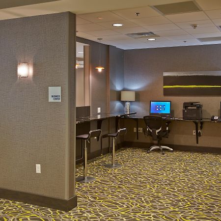 Holiday Inn Express And Suites Madison Central By Ihg Экстерьер фото
