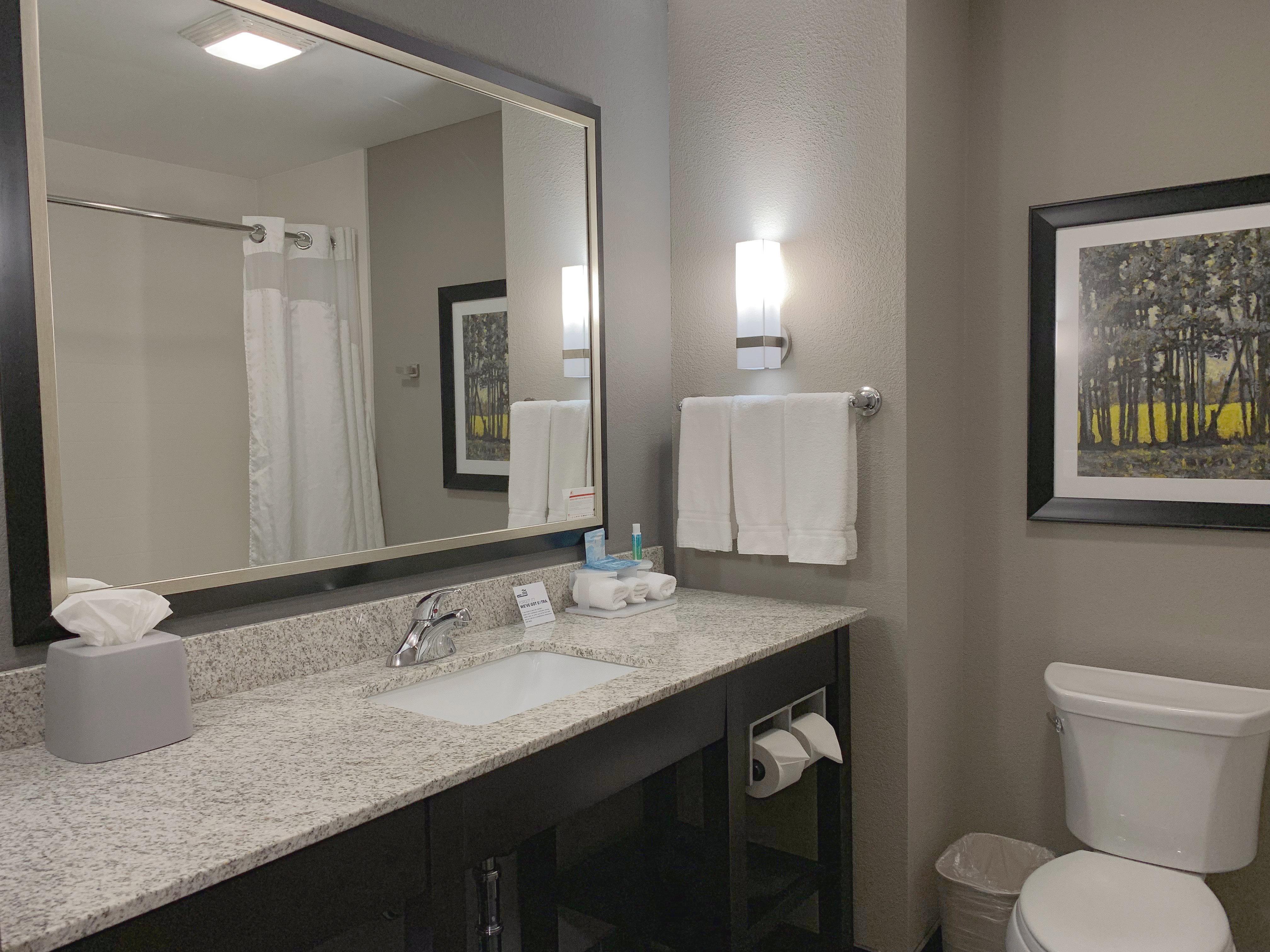 Holiday Inn Express And Suites Madison Central By Ihg Экстерьер фото