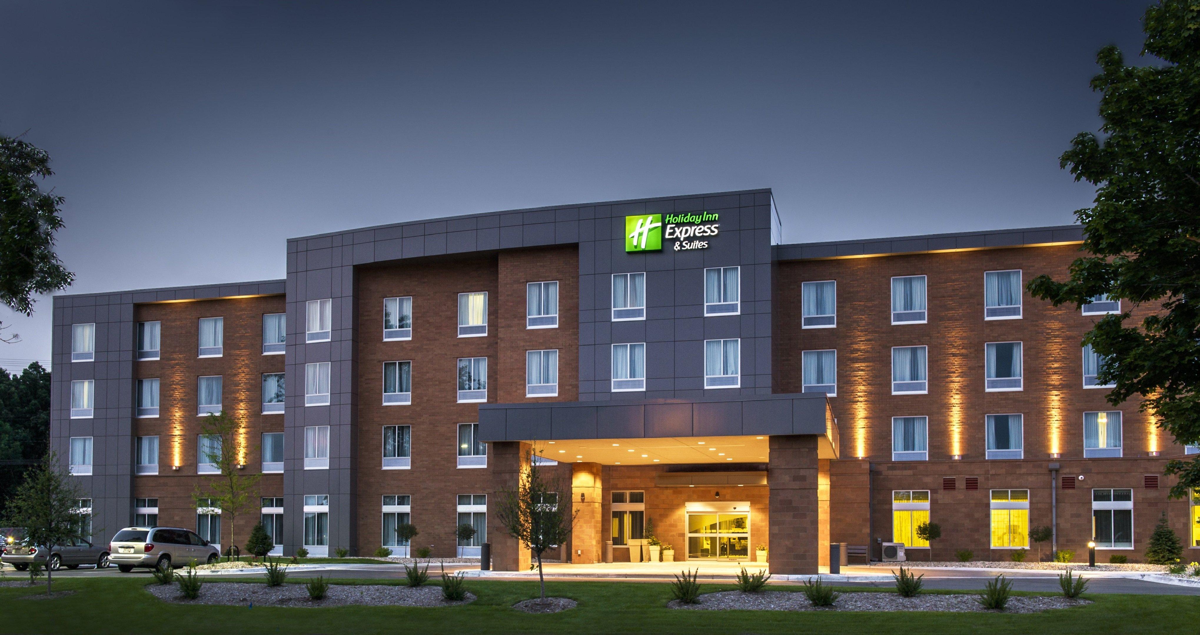 Holiday Inn Express And Suites Madison Central By Ihg Экстерьер фото