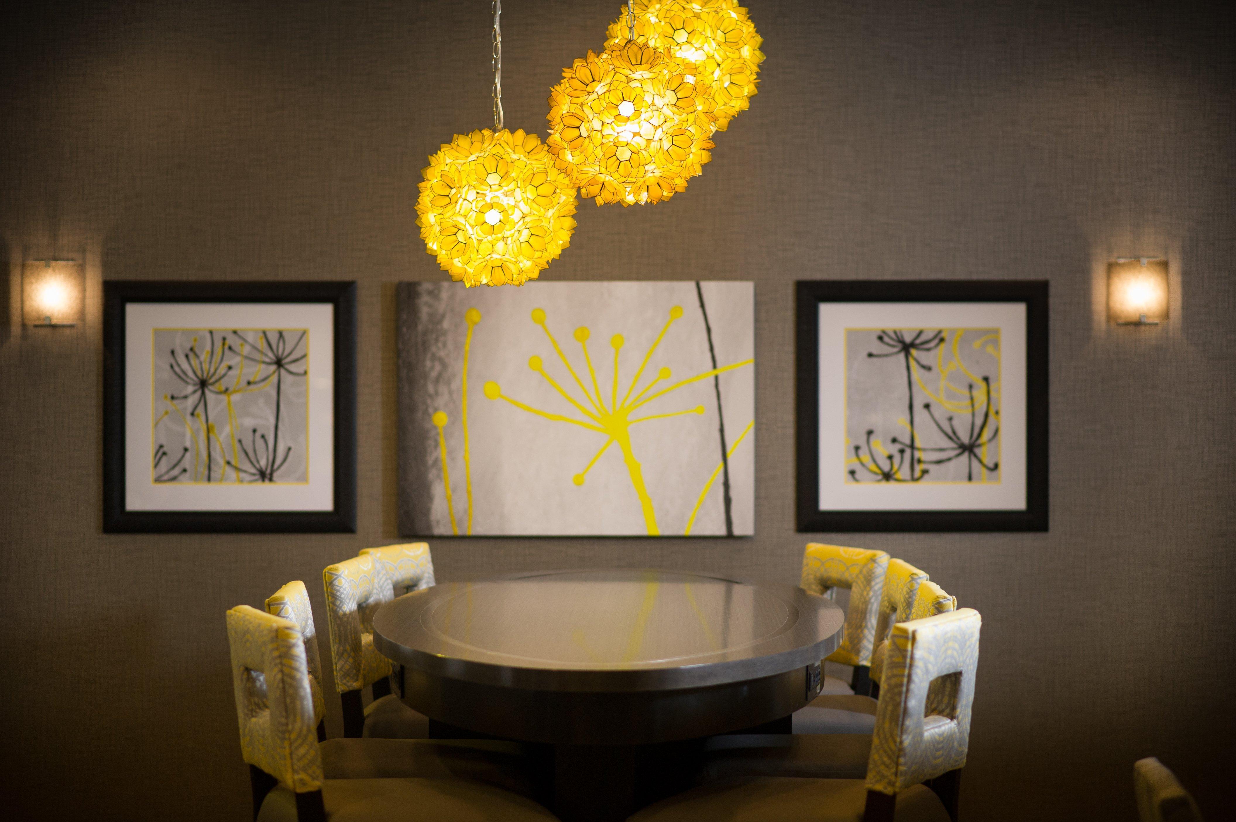 Holiday Inn Express And Suites Madison Central By Ihg Экстерьер фото