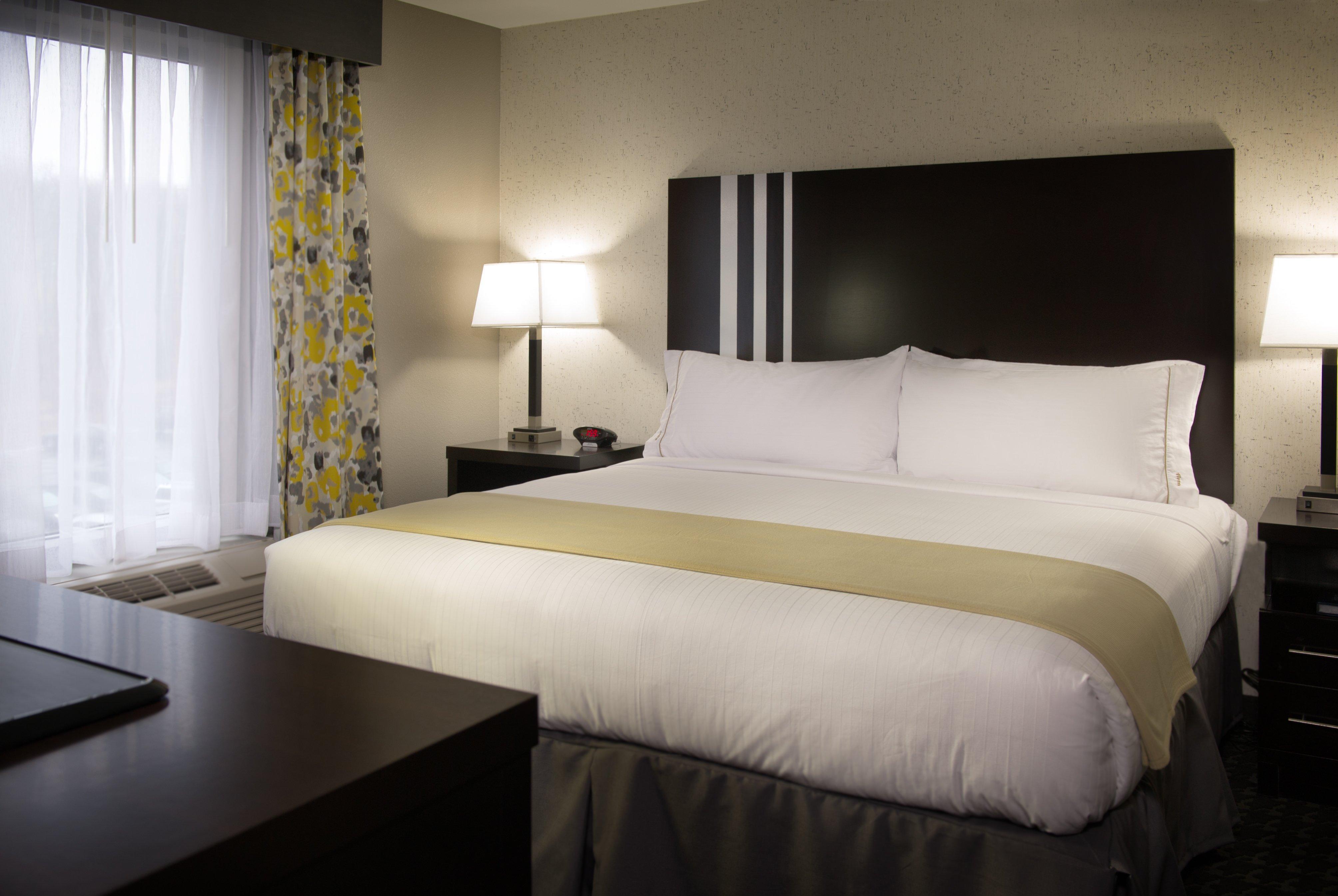 Holiday Inn Express And Suites Madison Central By Ihg Экстерьер фото